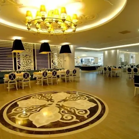 Seamelia & Ultra 5 Stars Üdülőközpont Side