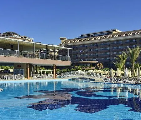 Üdülőközpont Seamelia & Ultra 5 Stars
