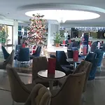 Seamelia & Rezort 5*