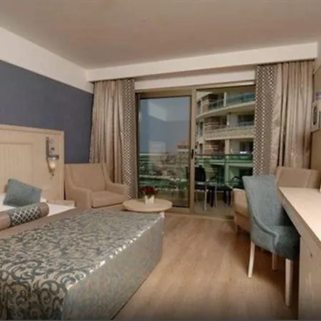 Resort Seamelia & Side