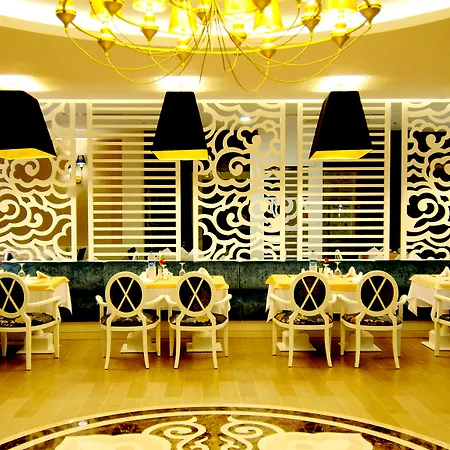 希梅利亚海滩度假酒店及水疗中心 5* 锡德