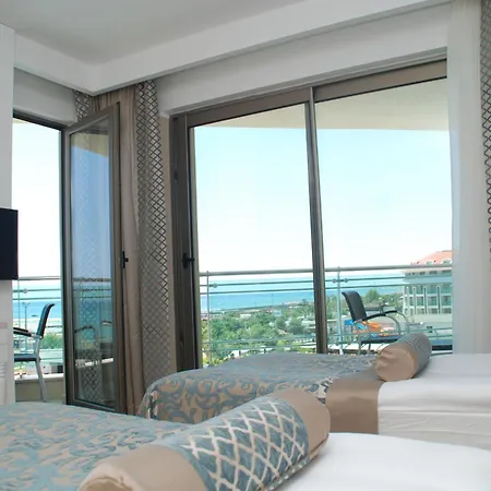 希梅利亚海滩度假酒店及水疗中心 5* 锡德