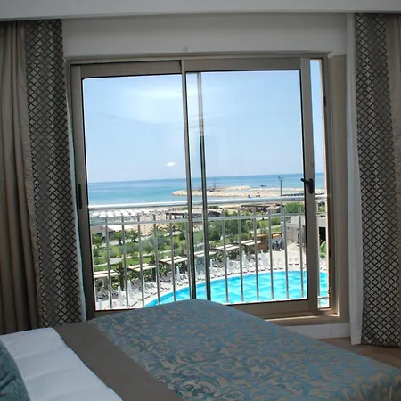 Resort Seamelia & Side