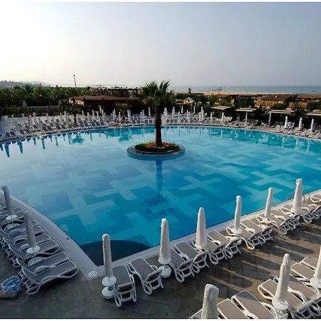 Seamelia & Resort Side