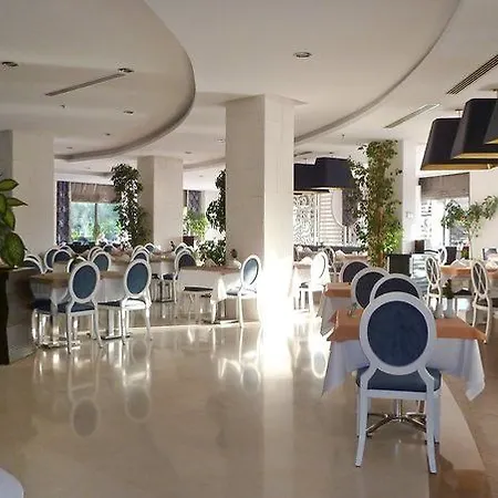 Seamelia & Resort