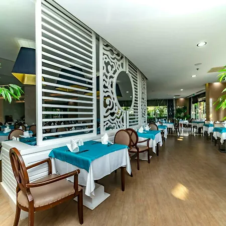 Resort Seamelia & Ultra