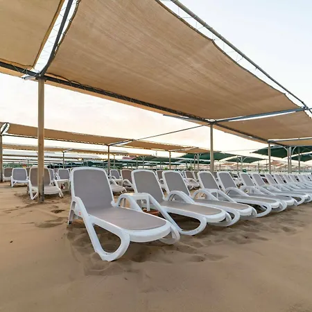 Seamelia & Ultra Semesteranläggning (resort)