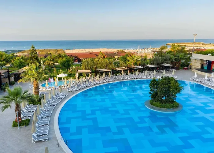 Semesteranläggning (resort) Seamelia & 5*