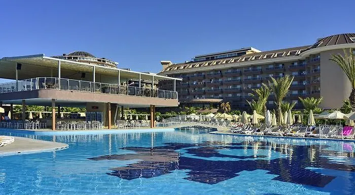 Semesteranläggning (resort) Seamelia &